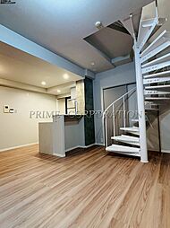 JR山手線 目黒駅 徒歩10分の賃貸マンション 1階2LDKのリビング/ダイニング