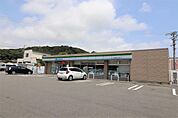 ファミリーマート 牧之原静波一丁目店（467m）
