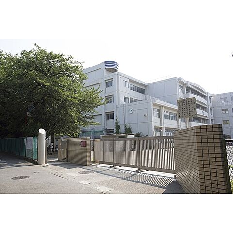 小学校「市立下田小学校まで10ｍ」