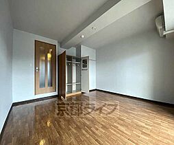 JR山陰本線 二条駅 徒歩3分の賃貸マンション 4階1Kのリビング/ダイニング