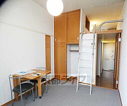 レオパレスＳＯＡＲＥＲ 101 1階1Kのリビング/ダイニング