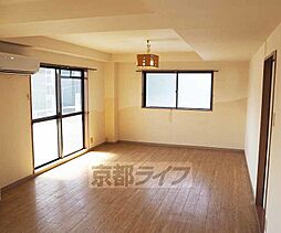 阪急京都本線 西院駅 徒歩3分の賃貸マンション 4階3LDKのリビング/ダイニング