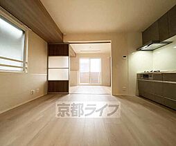 阪急京都本線 西京極駅 徒歩14分の賃貸アパート 3階1LDKのリビング/ダイニング