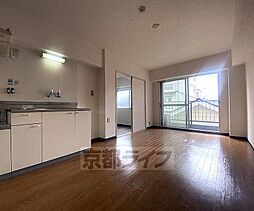 セゾン東山 305 3階1DKのリビング/ダイニング