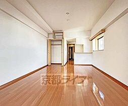 京都市営烏丸線 烏丸御池駅 徒歩4分の賃貸マンション 4階1Kのリビング/ダイニング