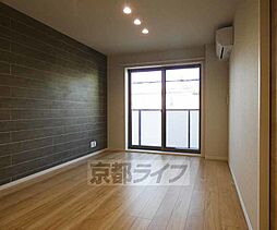 ローズ　フラット 203 2階1LDKのリビング/ダイニング