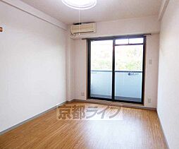 京福電気鉄道北野線 鳴滝駅 徒歩10分の賃貸アパート 1階ワンルームのリビング/ダイニング