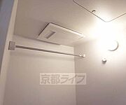 浴室乾燥機付きで雨の日でも洗濯出来ますよ・