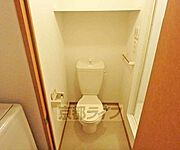 清潔感のあるトイレです
