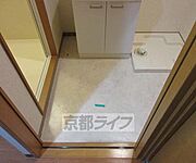 脱衣所もひろびろです