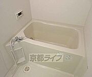浴槽も広々してますよ～