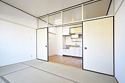 UR花表 8階3DKのリビング/ダイニング