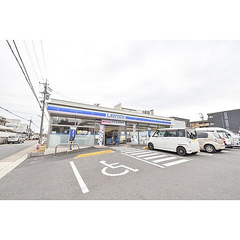 コンビニ「ローソン名東虹が丘公園店まで450ｍ」