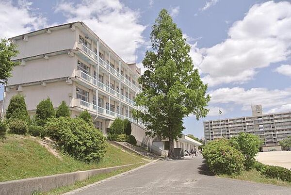 UR岩成台西 ｜愛知県春日井市岩成台8丁目(賃貸マンション6LDK・4階・121.32㎡)の写真 その18