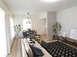 新宮町湊坂6丁目-RM 4SLDKのリビング/ダイニング