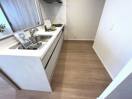 調理動線を考慮したシステムキッチンで、快適にお料理ができます！