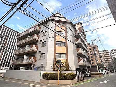 「博多」駅徒歩13分の好立地!