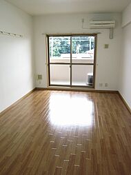 ヴィラ　グレイス 3階1Kのリビング/ダイニング