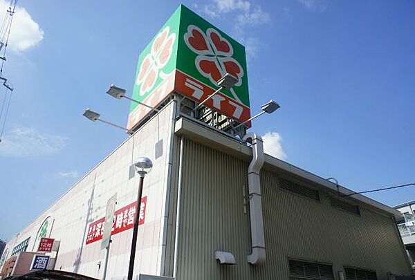 画像28:【スーパー】ライフ 塚本店まで496ｍ