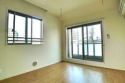 メゾン・ヴェールIII 201 2階1Kのリビング/ダイニング