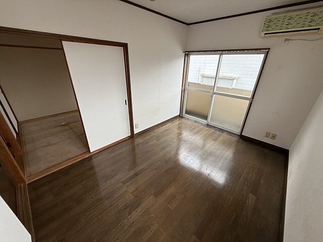 寝室