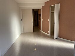 ヴィンチェロ 303 3階1Kのリビング/ダイニング