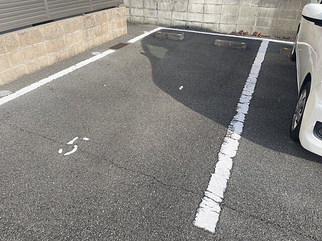 17 / 28
