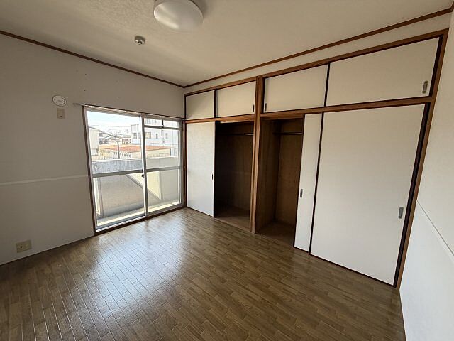 洋室