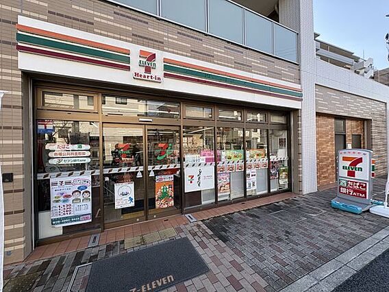 セブン-イレブ...