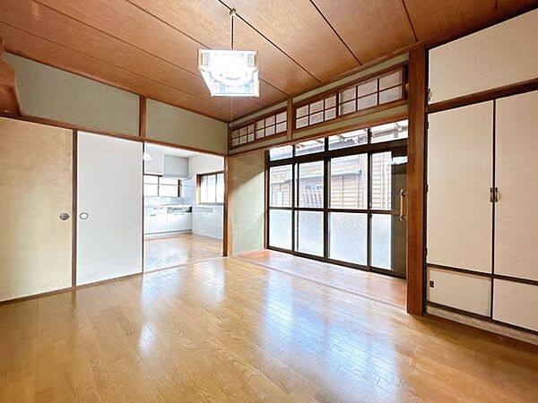 室内
