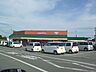 周辺：スーパー マルエイ六栄店様まで2000mです。