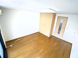 レオパレスピュア 2階1Kのリビング/ダイニング