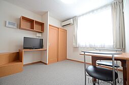 レオパレスチェリーロード 3階1Kのリビング/ダイニング