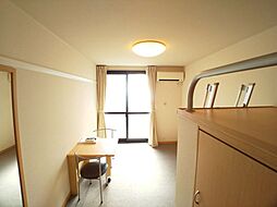 レオパレス向陵西 3階1Kのリビング/ダイニング