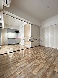 デュウェル東三国 2階1DKのリビング/ダイニング