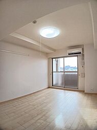 コーナーズ・ビルディング 5階1Kのリビング/ダイニング