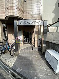 4 / 4