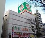 ライフ 本庄店（384m）