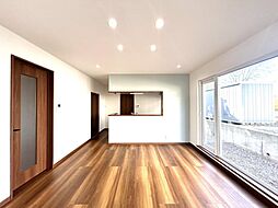 室蘭市八丁平1丁目　戸建て 4LDKのリビング/ダイニング