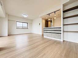 セレナハイム八千代中央 301号室 3LDKのリビング/ダイニング