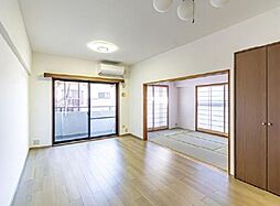 コスモ市川ガーデンコート ２階 3LDKのリビング/ダイニング