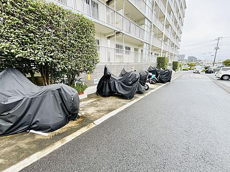 バイク置き場
