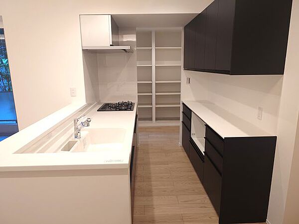 キッチンを拡大表示