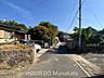 外観：前面道路含む現地写真