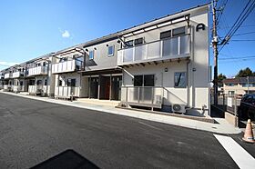 グランドルーＡ棟  ｜ 栃木県鹿沼市戸張町（賃貸アパート2LDK・2階・57.13㎡） その1