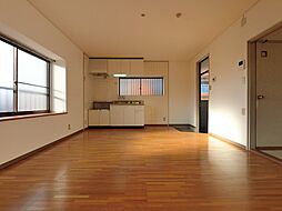 コーポゆかり 203 2階2LDKのリビング/ダイニング