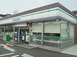 【コンビニエンスストア】ファミリーマート 奈良紀寺西店まで493ｍ