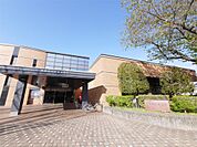 湖南市立甲西図書館（677m）