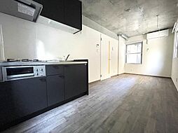 稲荷ノアレジデンス 2階ワンルームのリビング/ダイニング