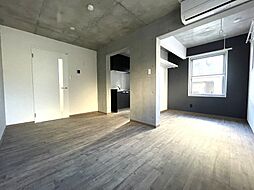 稲荷ノアレジデンス 1階ワンルームのリビング/ダイニング